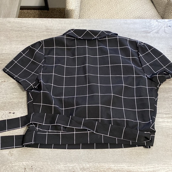 Black & White Grid Versatile Tie/Wrap Top - Picture 3 of 5